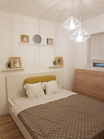 Apartament cu 2 camere, mobilat în Politehnica