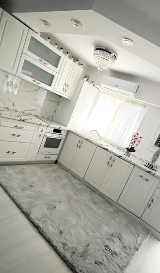 Apartament cu 3 camere decomandat în Ultracentral