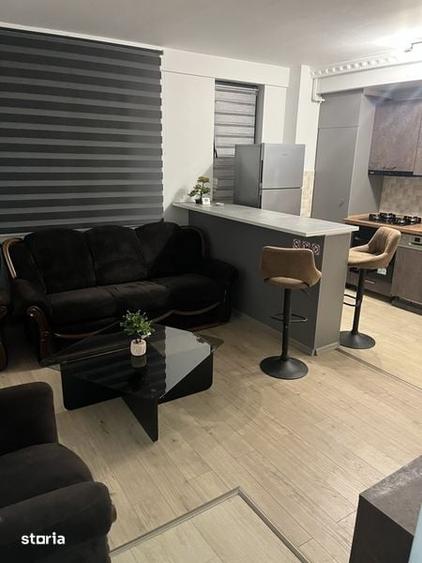 Apartament cu 3 camere în Republicii
