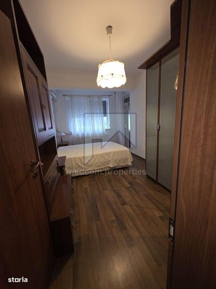 Apartament cu 3 camere semidecomandat în Chiajna