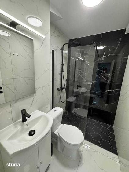 Apartament cu 2 camere semidecomandat în Podu Roș
