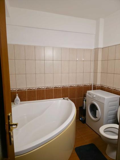 Apartament cu 2 camere decomandat în Tătărași