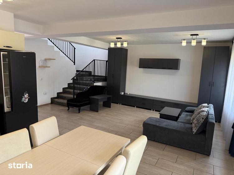 Casă cu 4 camere cu Teren 250 Mp în Ulmi