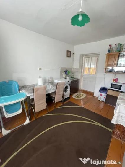 Casă cu 4 camere cu Teren 2500 Mp în Fălticeni