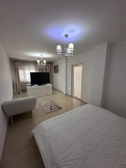 Duplex cu 5 camere cu Teren 277 Mp în Central