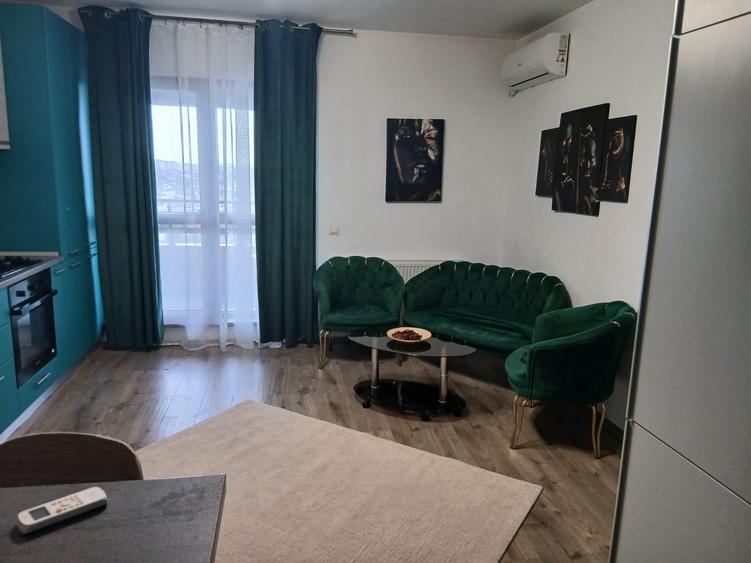 Apartament cu 2 camere semidecomandat, mobilat în Sud-Est