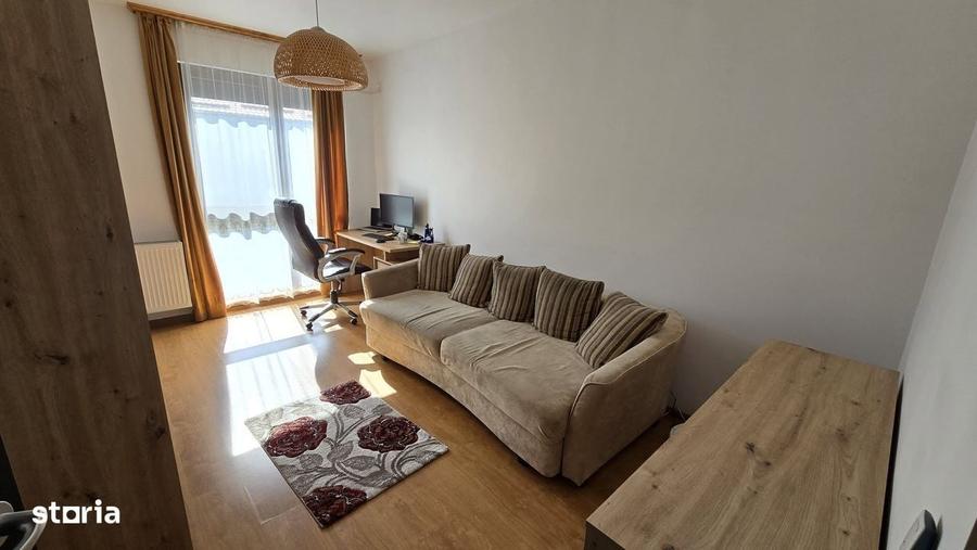Casă cu 3 camere cu Teren 35 Mp în Central