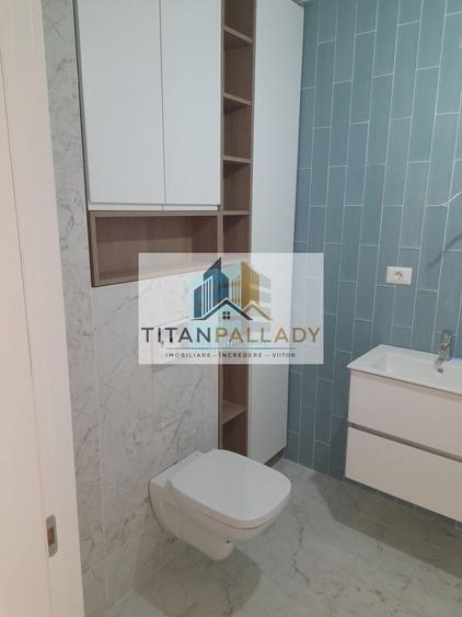 Apartament cu 4 camere decomandat în Titan