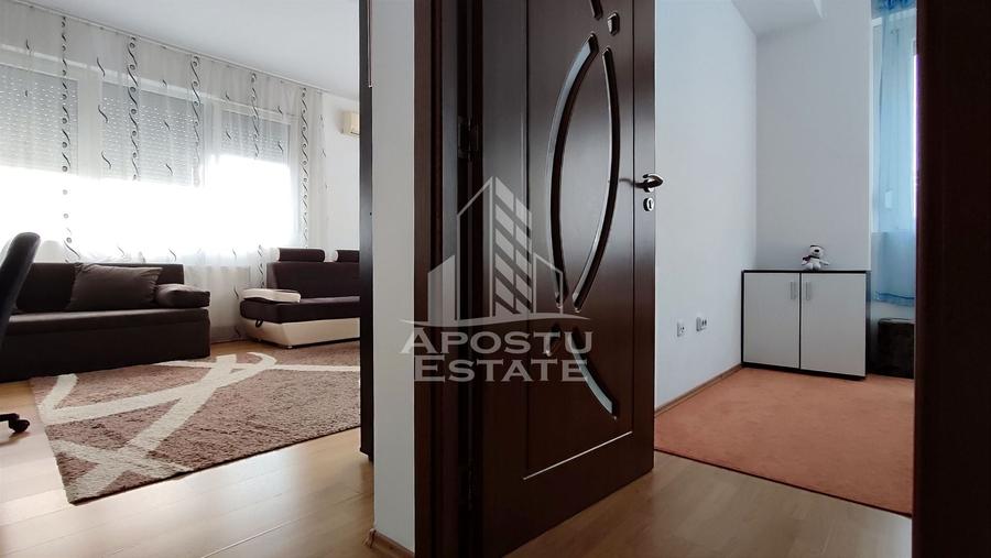 Apartament cu 2 camere semidecomandat, mobilat în UTA