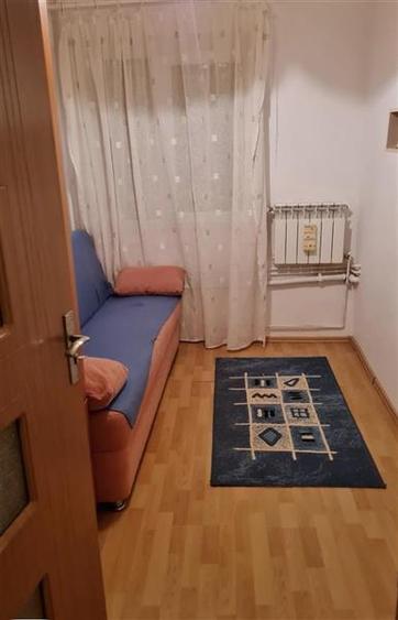 Apartament cu 2 camere semidecomandat, mobilat în Circumvalațiunii