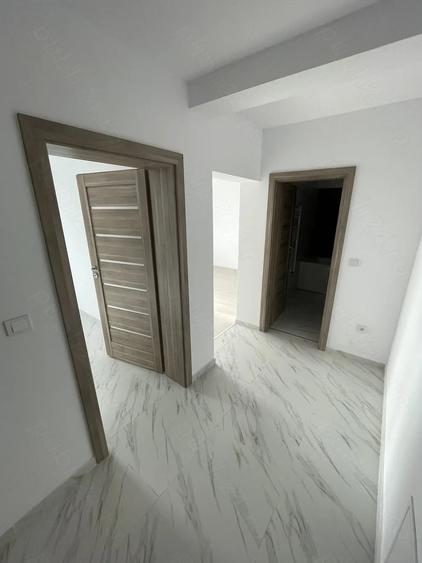 Garsonieră decomandată în Soarelui