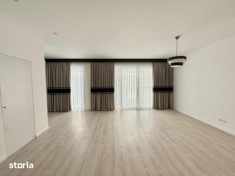Casă cu 5 camere cu Teren 280 Mp în Central