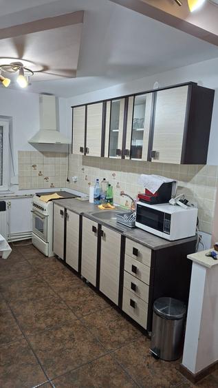 Apartament cu 2 camere nedecomandat în Românești
