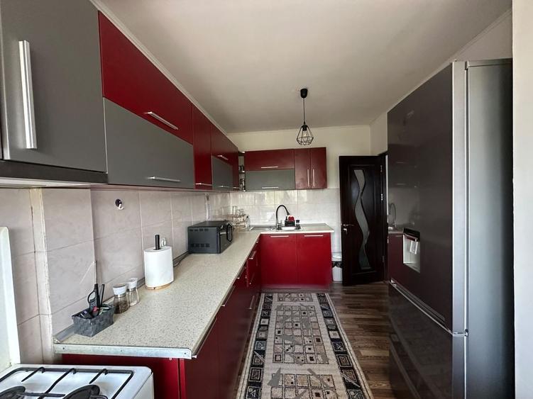 Apartament cu 2 camere semidecomandat în Universității