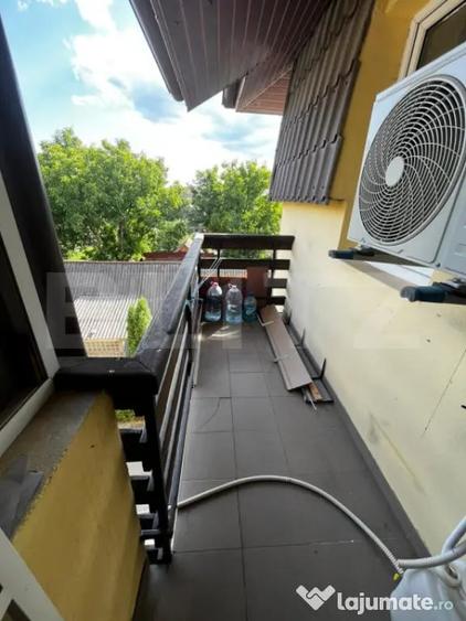 Apartament cu 3 camere semidecomandat în Unirea