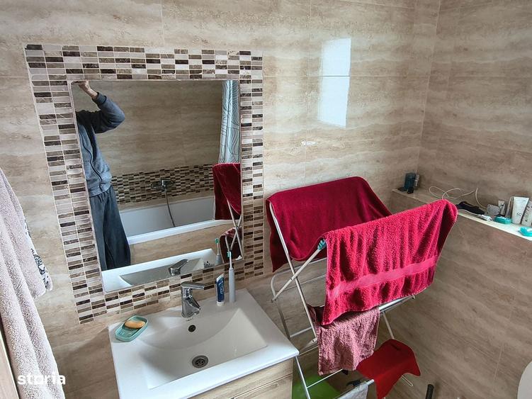 Apartament cu 2 camere decomandat în Cug