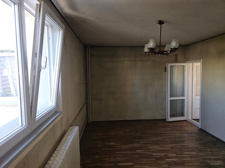 Garsonieră decomandată în Bucur Obor