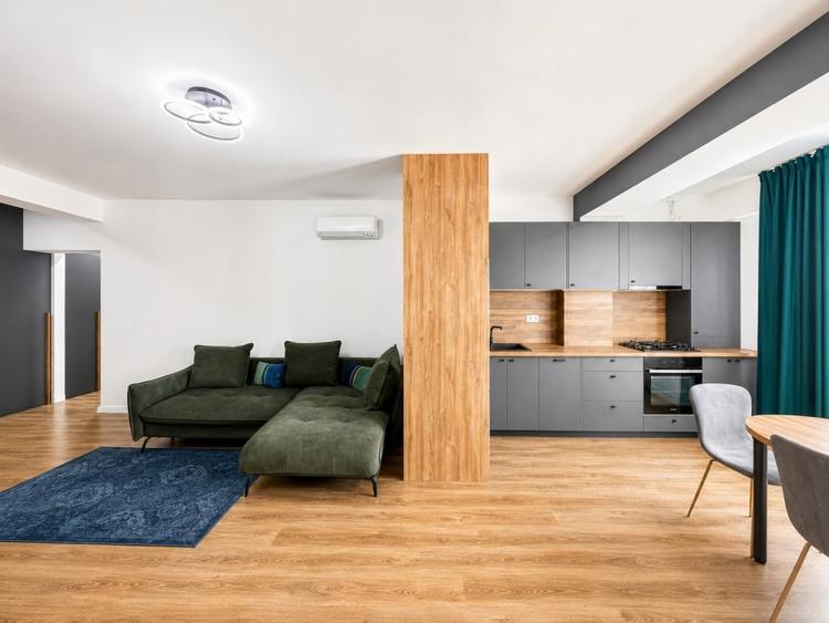 NOU / SUPERB  / COMPLET MOBILAT SI UTILAT / SPATII GENEROASE - 5