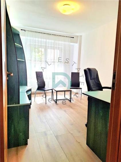 Apartament cu 3 camere decomandat în Răcădău