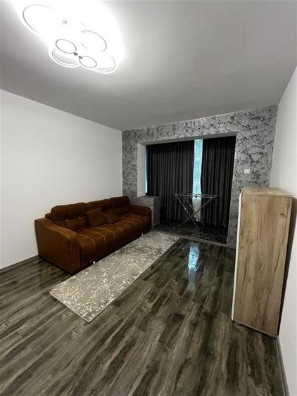 Apartament cu 2 camere semidecomandat în Tătărași