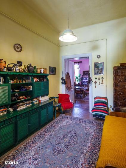 Apartament cu 4 camere în Central