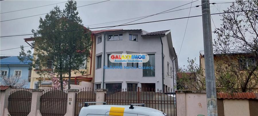 Casă cu 7 camere cu Teren 408 Mp în Bucureștii Noi