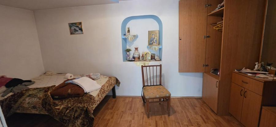 Casă individuală cu 5 camere cu Canalizare în Spitalului