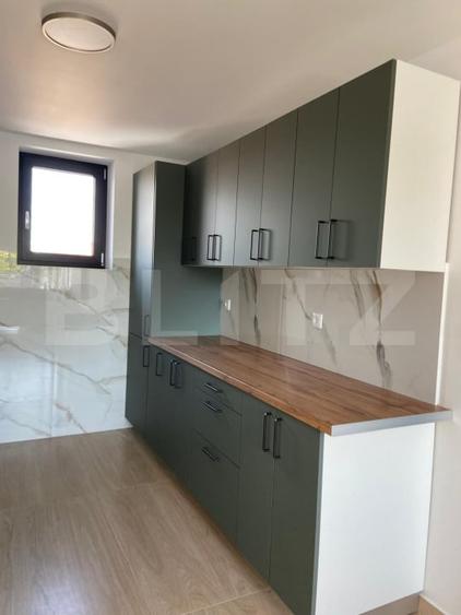 Apartament cu 3 camere decomandat, mobilat în Central