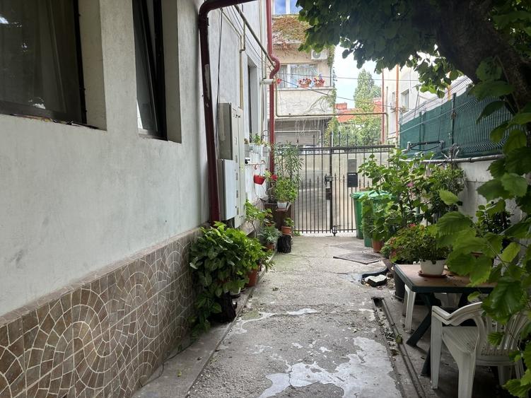 Garsonieră semidecomandată în Central