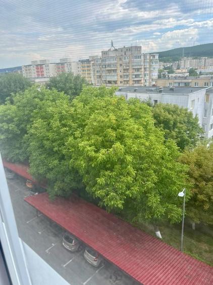 Vand apartament 2 camere in tudor pe str Ramurele - 7