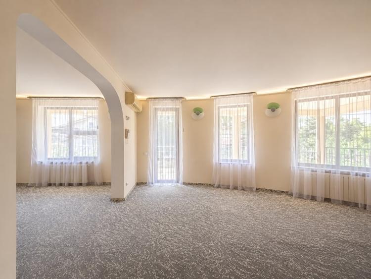 Casă individuală cu 7 camere cu Piscina în Băneasa