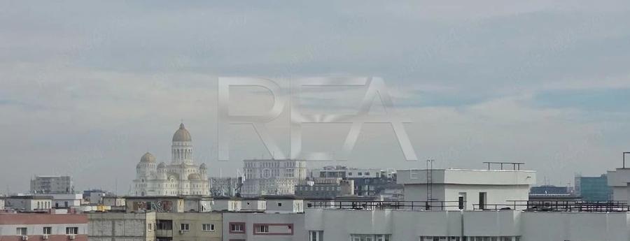 Apartament cu 4 camere semidecomandat, mobilat în Sebastian