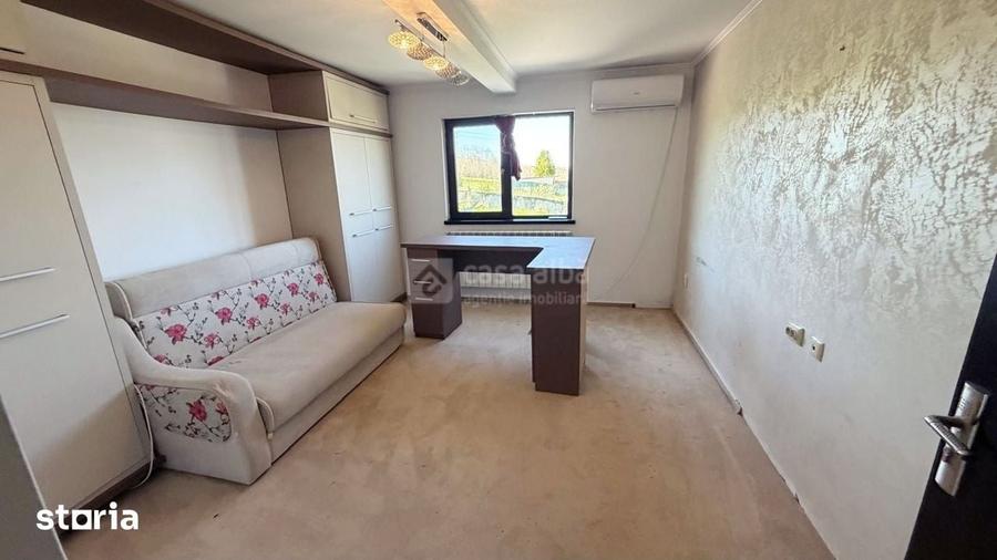 Casă cu 3 camere cu Teren 100 Mp în Rediu