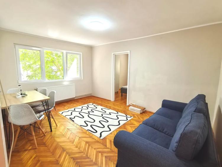 Apartament cu 2 camere semidecomandat în Tipografilor