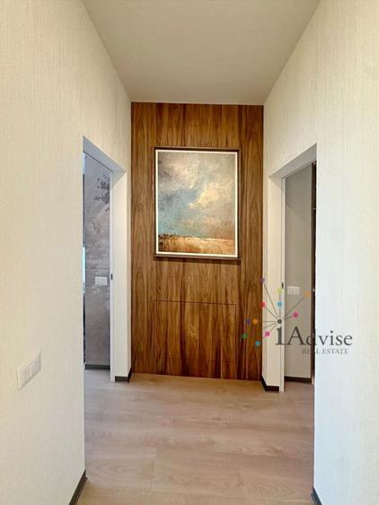 Apartament cu 4 camere decomandat, mobilat în Central