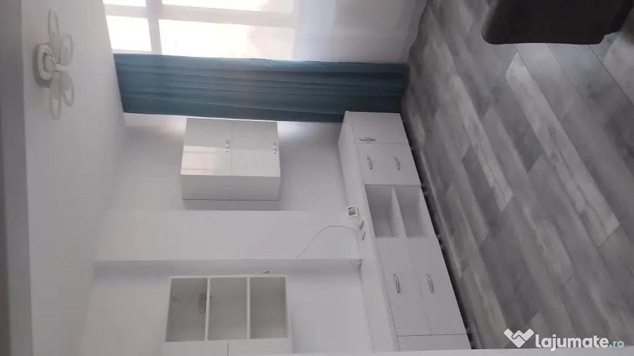 Apartament cu 2 camere decomandat în Valea Adâncă