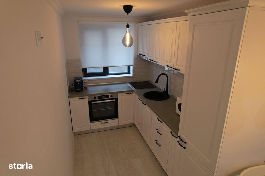 Apartament cu 2 camere, mobilat în Central