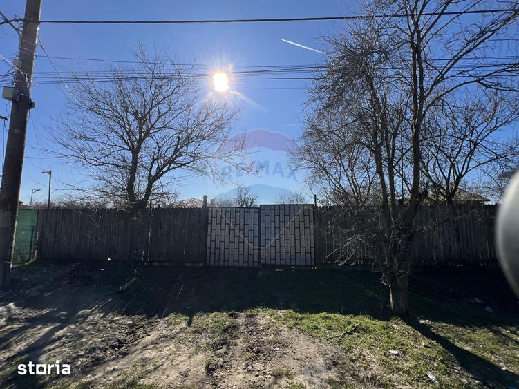 Teren de 2277 mp, în Petrăchioaia