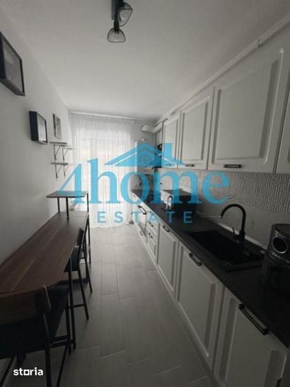 Apartament cu 3 camere decomandat în Drumul Taberei