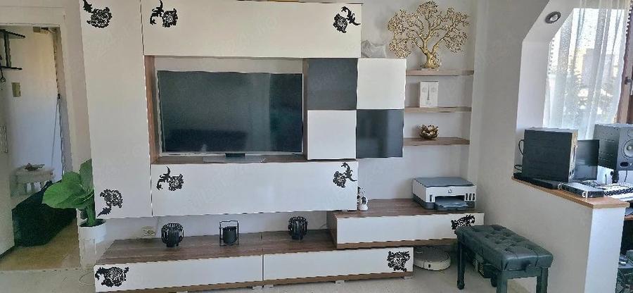 Apartament cu 2 camere nedecomandat în Astra