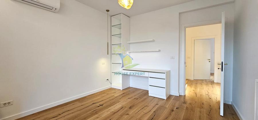 Duplex cu 5 camere cu Canalizare în Otopeni