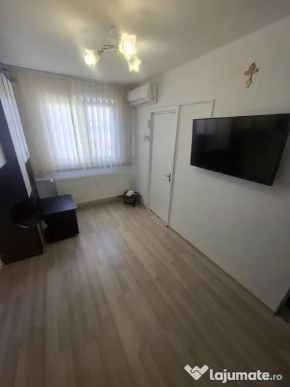 Garsonieră decomandată în Olteniței
