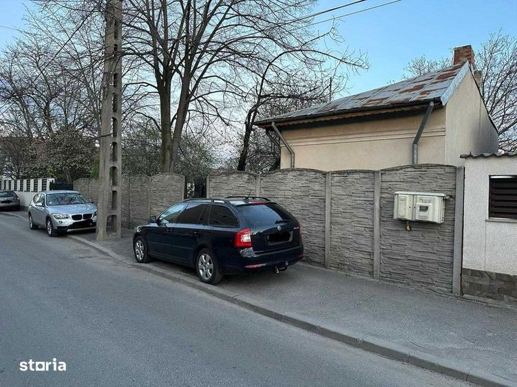 Casă cu 3 camere cu Teren 70 Mp în Central