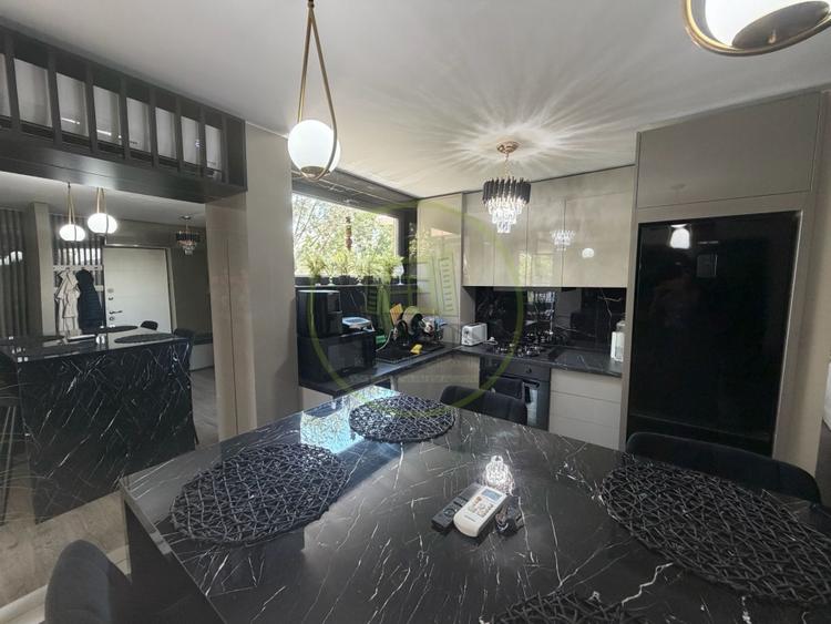 Apartament cu 2 camere, mobilat în Calea București