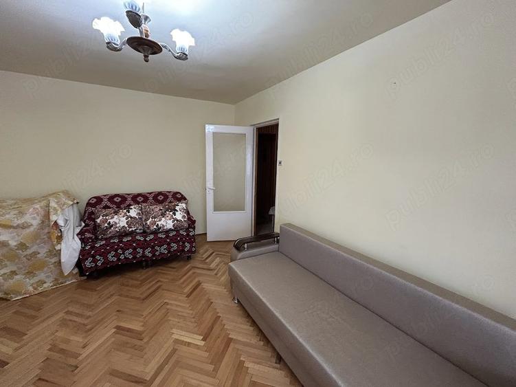 Apartament cu 3 camere decomandat în Micălaca