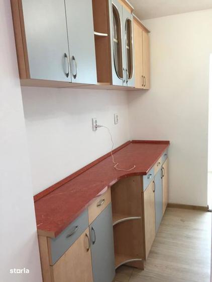 Inchiriez apartament cu 2 camere cartier Velenta - 1