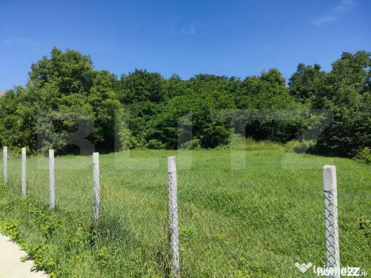 Teren de 2200 mp, în Siret