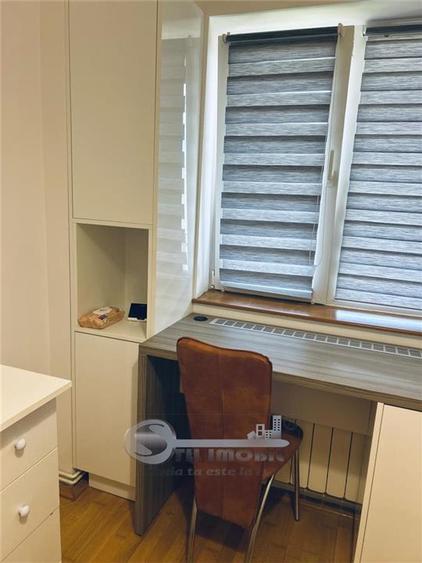 Apartament cu 3 camere decomandat în Tătărași