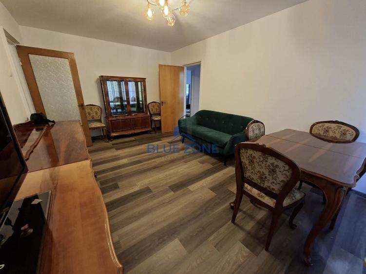 Apartament cu 3 camere decomandat, mobilat în Drumul Taberei