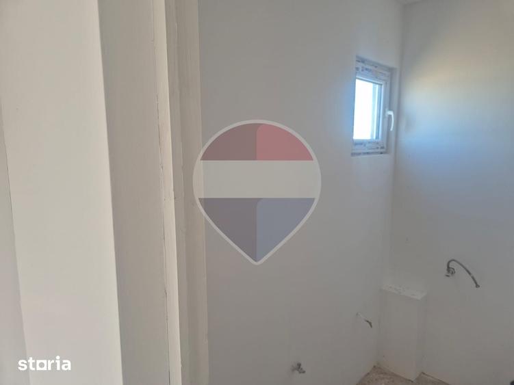 Spațiu comercial, de 250 mp, în Clinceni